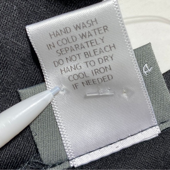 Dots Womens Cold Shoulder Dolman Sleeve Top Size 2X Black Gray‎ Made In USA - Picture 7 of 8